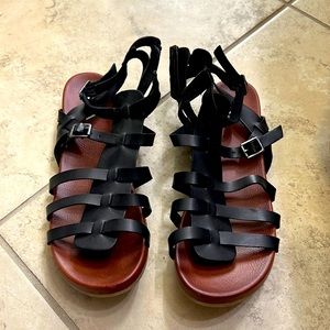 Sandal’s